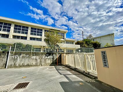 福岡市立柏原中学校 1370m
