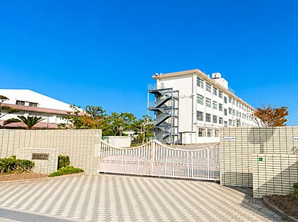 福岡市立元岡中学校 1400m