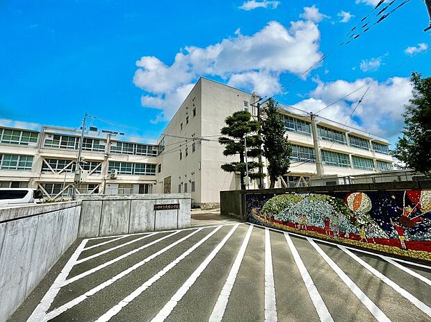 小郡市立大原小学校(約760m)
