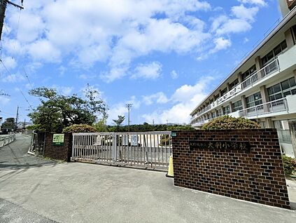 大野城市立大利小学校 652m