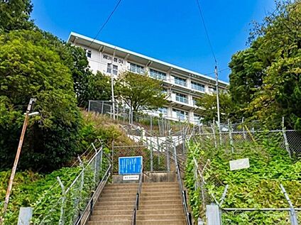 北九州市立南小倉小学校 450m