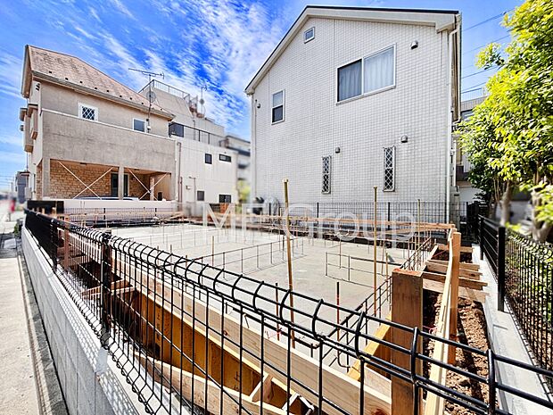たっぷりの陽光と心地よい風が舞い込む住まい