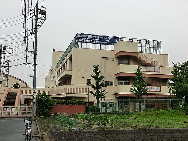 三鷹市立第六中学校()