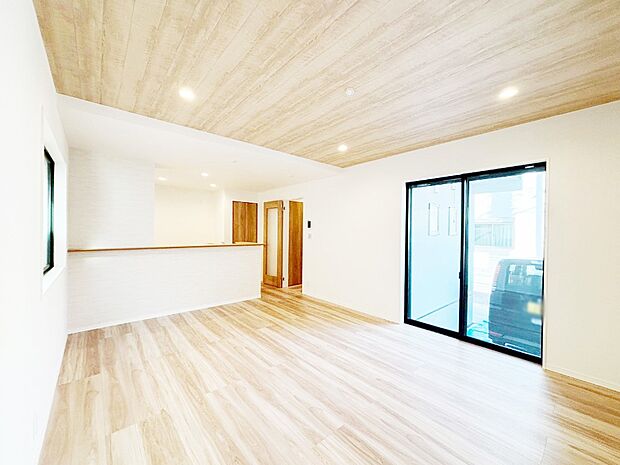 【ダイニング】家族が自然と集まる憩いのスペースになりそう