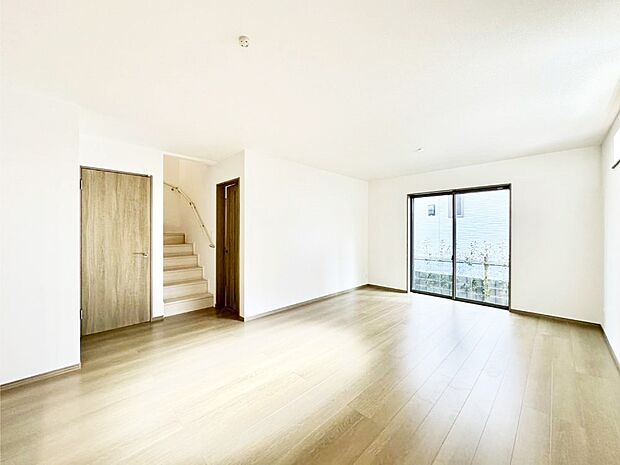 【ダイニング】家族が自然と集まる憩いのスペースになりそう