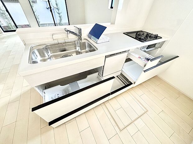 【その他設備(スライド収納)】使いやすさを優先したスライド式収納タイプ！