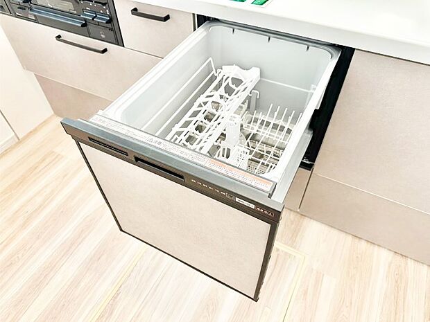 【その他設備(食洗機)】面倒なお片づけは食洗機にお任せ!家事の負担が減って、時間にも気持ちにもゆとりができます。