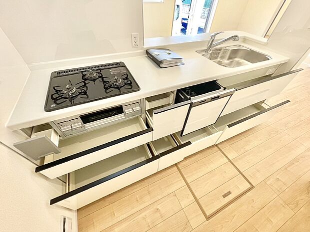 【その他設備(スライド収納)】使いやすさを優先したスライド式収納タイプ！