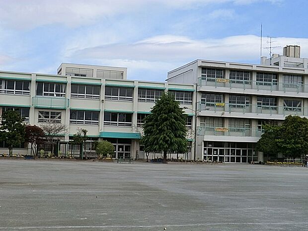 所沢市立富岡小学校（約2,160m）