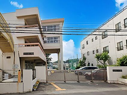 新座市立八石小学校 750m