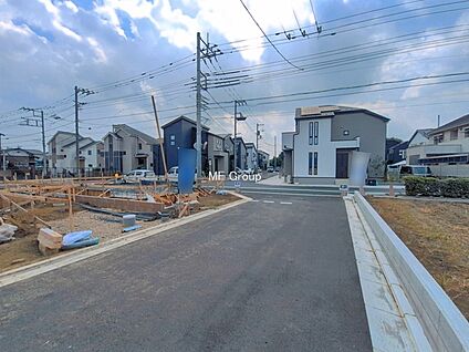 前面道路含む現地写真