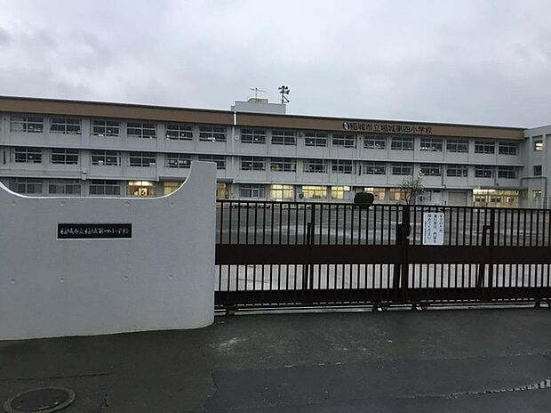 稲城市立稲城第四小学校（約500m）
