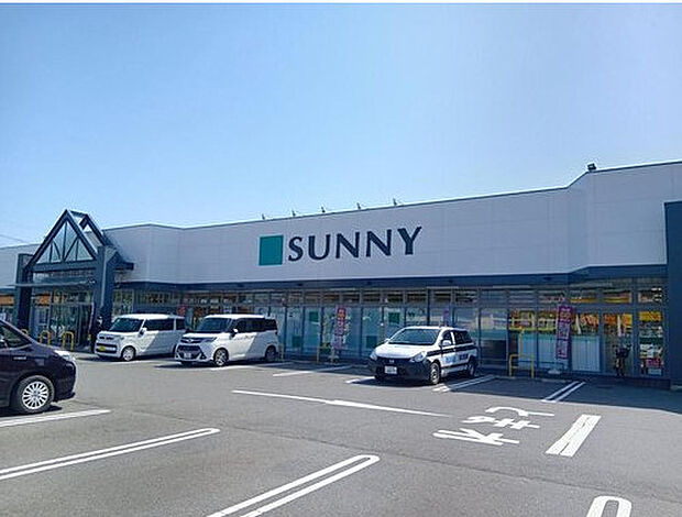 【サニー有田店まで約607m】
徒歩8分。