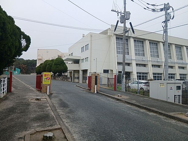 志免町立志免中学校