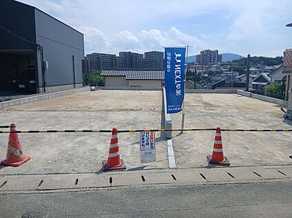 【前面道路含む現地写真】