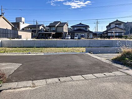 前面道路を含む現地写真