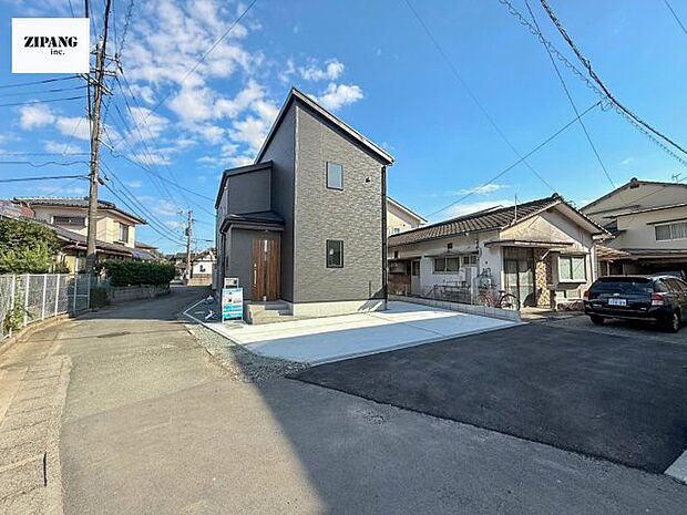 【現地外観写真】現地完成済みですので即日見学可能です♪周辺物件とともにご紹介させてもらいますのでお気軽にお問い合わせください!