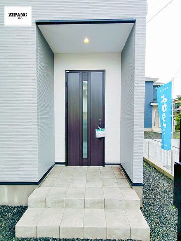 【現地外観写真】現地完成済みですので即日見学可能です♪周辺物件とともにご紹介させていただきますのでお気軽にお問い合わせください!