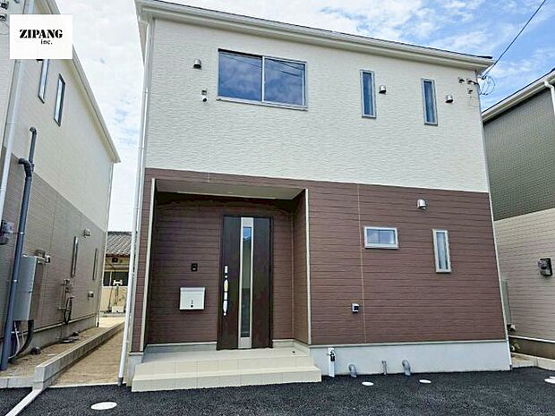 【現地外観写真】現地完成済みですので即日見学可能です♪周辺物件とともにご紹介させていただきますのでお気軽にお問い合わせください！ 