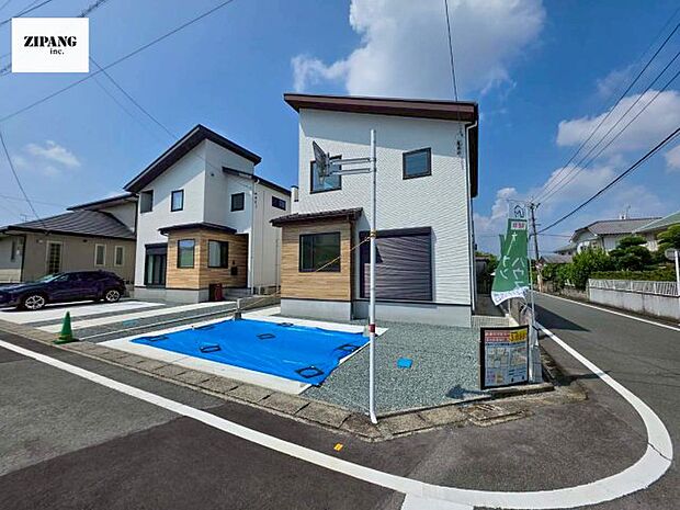 【現地外観写真】現地完成済みですので即日見学可能です♪周辺物件とともにご紹介させていただきますのでお気軽にお問い合わせください!