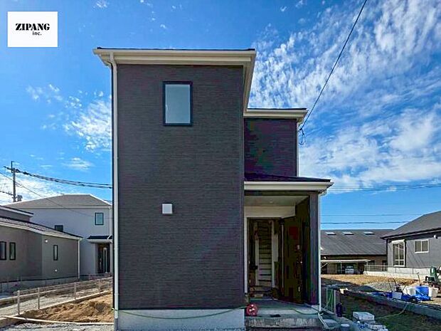 【現地外観写真】現地完成済みですので即日見学可能です♪周辺物件とともにご紹介させていただきますのでお気軽にお問い合わせください!