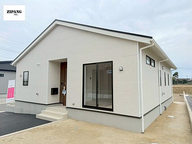 【現地外観写真】現地完成済みですので即日見学可能です♪周辺物件とともにご紹介させていただきますのでお気軽にお問い合わせください！ 