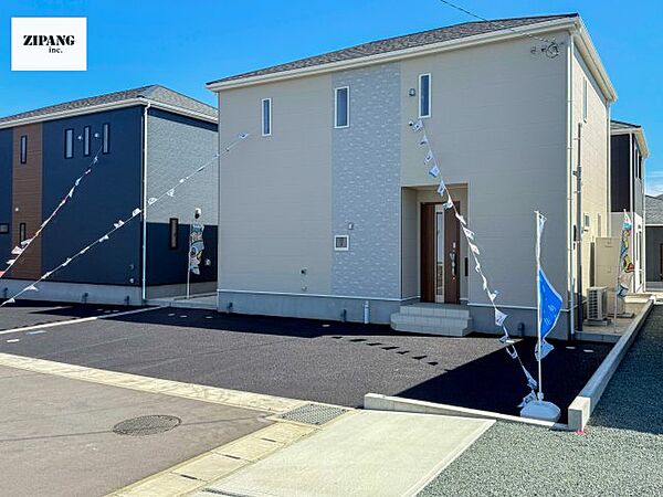 【即日見学可能】現地完成済みですので即日見学可能です♪周辺物件とともにご紹介させていただきますのでお気軽にお問い合わせください♪（2026年4月撮影） 