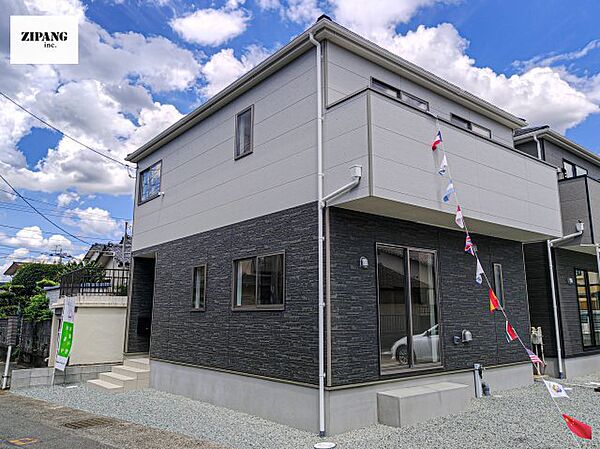 【即日見学可能】現地完成済みですので即日見学可能です♪周辺物件とともにご紹介させていただきますのでお気軽にお問い合わせください♪（2026年8月撮影） 