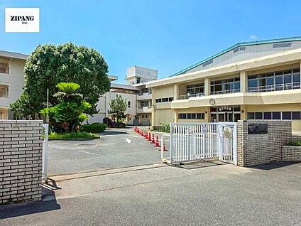 菊陽町立武蔵ヶ丘小学校 徒歩813m
