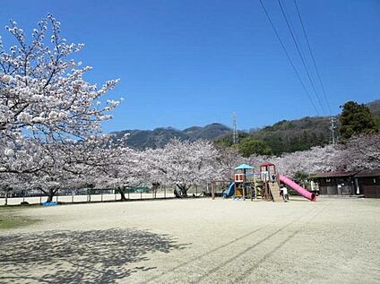 府中公園 約1521m(徒歩20分)