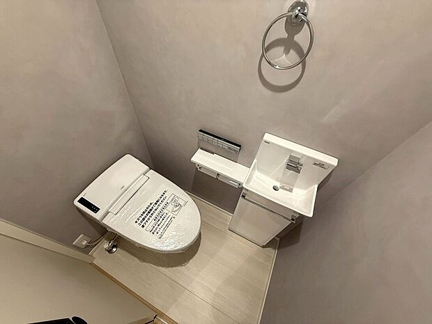 【◆トイレ】同仕様写真になります。完成前になりますのでショールームにて実際の品質をご覧いただきながら詳細にプレゼンテーションさせていただきます。より具体的なイメージを掴んでいただけると思います。