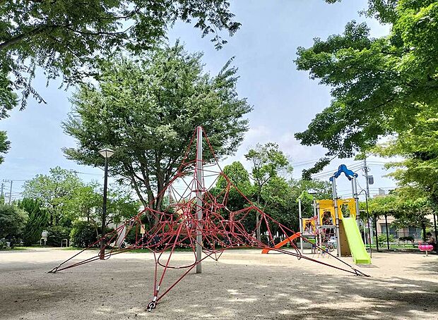 杉並区立永福中央公園(約260m)