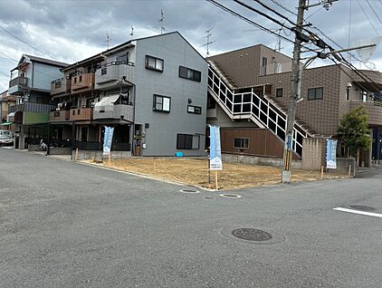 現地