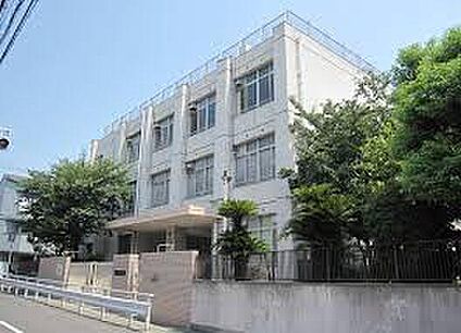 市岡小学校 約783ｍ(徒歩約7分)