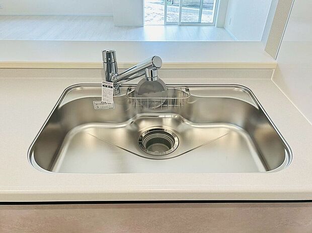 【収納】(2号棟)☆ウォークインクローゼット☆パイプハンガー付きが嬉しいウォークインクローゼット♪大きな荷物もスッキリ片付きます♪