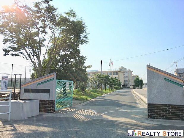 福岡市立玄洋中学校（約400m）