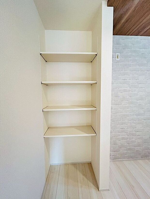 【収納】〈2号棟〉☆パントリー☆日用品や食品ストックなどの保管場所に便利なスペース♪