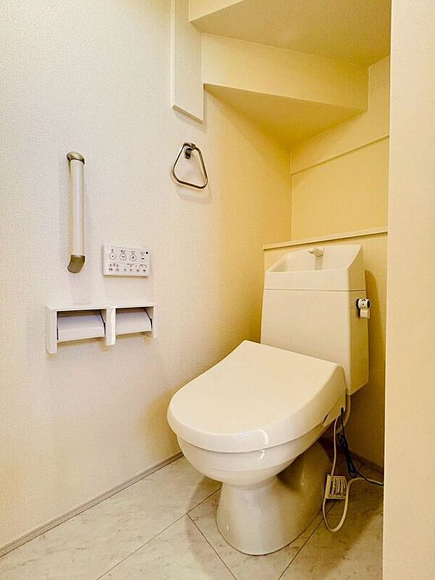 【トイレ】〈2号棟〉☆トイレ☆温水洗浄機付き便座♪