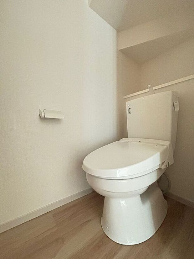 【トイレ】☆トイレ☆温水洗浄機付き便座♪