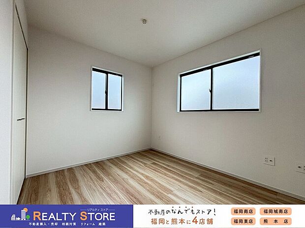 【室内】☆洋室☆腰高の窓で配置がしやすく、子供部屋におすすめです♪