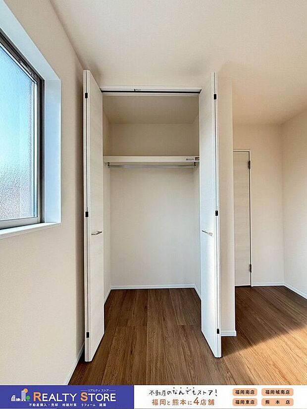 【収納】棚付きなので整理もしやすくお部屋を広く活用できます♪