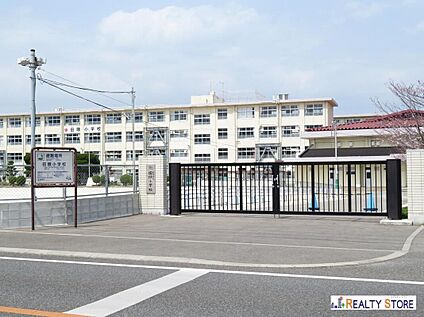 福岡市立田隈小学校 300m