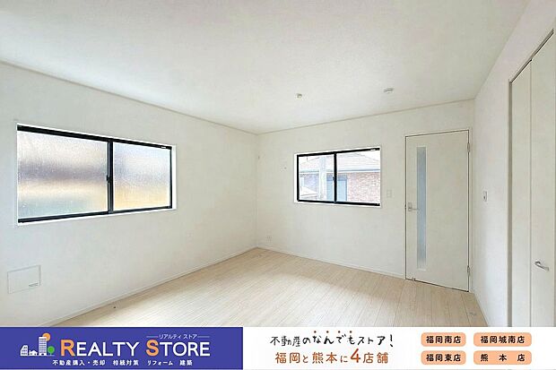 ☆2号棟☆【居心地の良いリビング】一日の中で多くの時間を過すことになるリビングダイニングだからこそ、いつも穏やかな空間であることが必然。爽やかな通風と採光を存分に感じる事が出来る空間です。