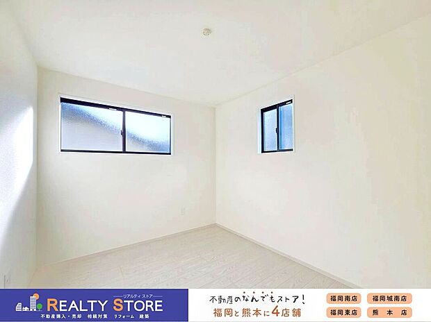 【室内】【洋室】シンプルなデザインで、書斎としても、お子様部屋としてもお使いいただけます。