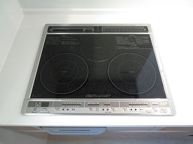 【その他設備】【IHクッキングヒーター】火を使わないので火事の心配がグッと減ります♪お手入れ・お掃除も楽々♪