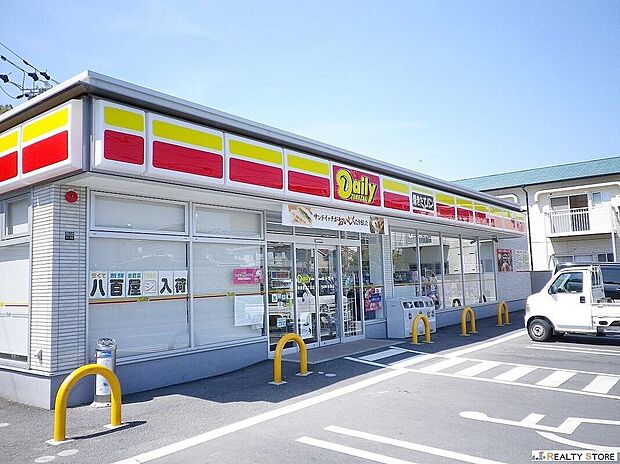 デイリーヤマザキ福岡唐原2丁目店(約750m)