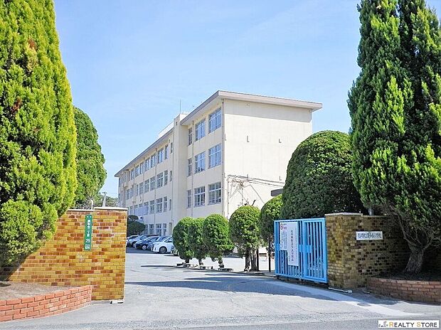 福岡市立美和台小学校（約900m）
