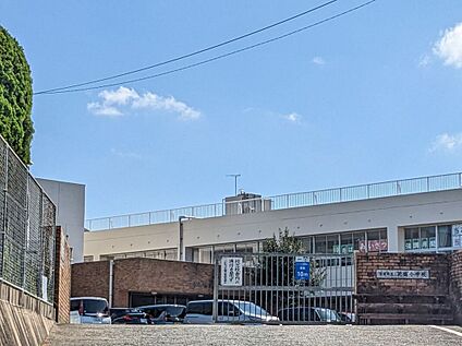 古賀市立花鶴小学校 350m