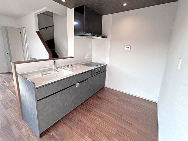 ☆キッチン☆人気のIHコンロに食洗機など主婦に嬉しい設備揃ってます♪