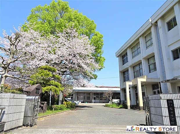 熊本市立桜山中学校(約770m)